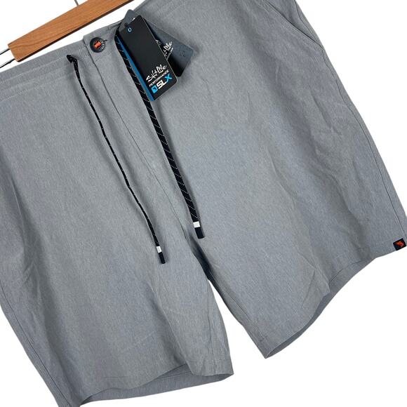 NWT Salt Life Mens 42 Gray SLX-QD Quick Dry Hybrid Fishing Boardwalk Swim Shorts - Picture 1 of 13